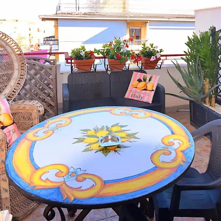 Casa Marina Blu 3* سورينتو